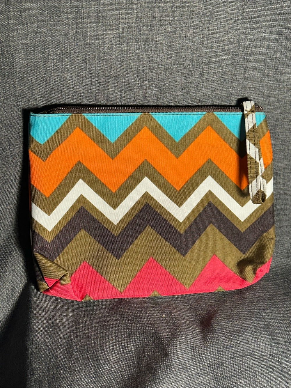 Chevron Pattern Zip Pouch - Bright Multicolor - Picture 4 of 4